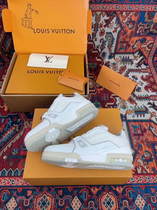 ルイヴィトン靴内部構造